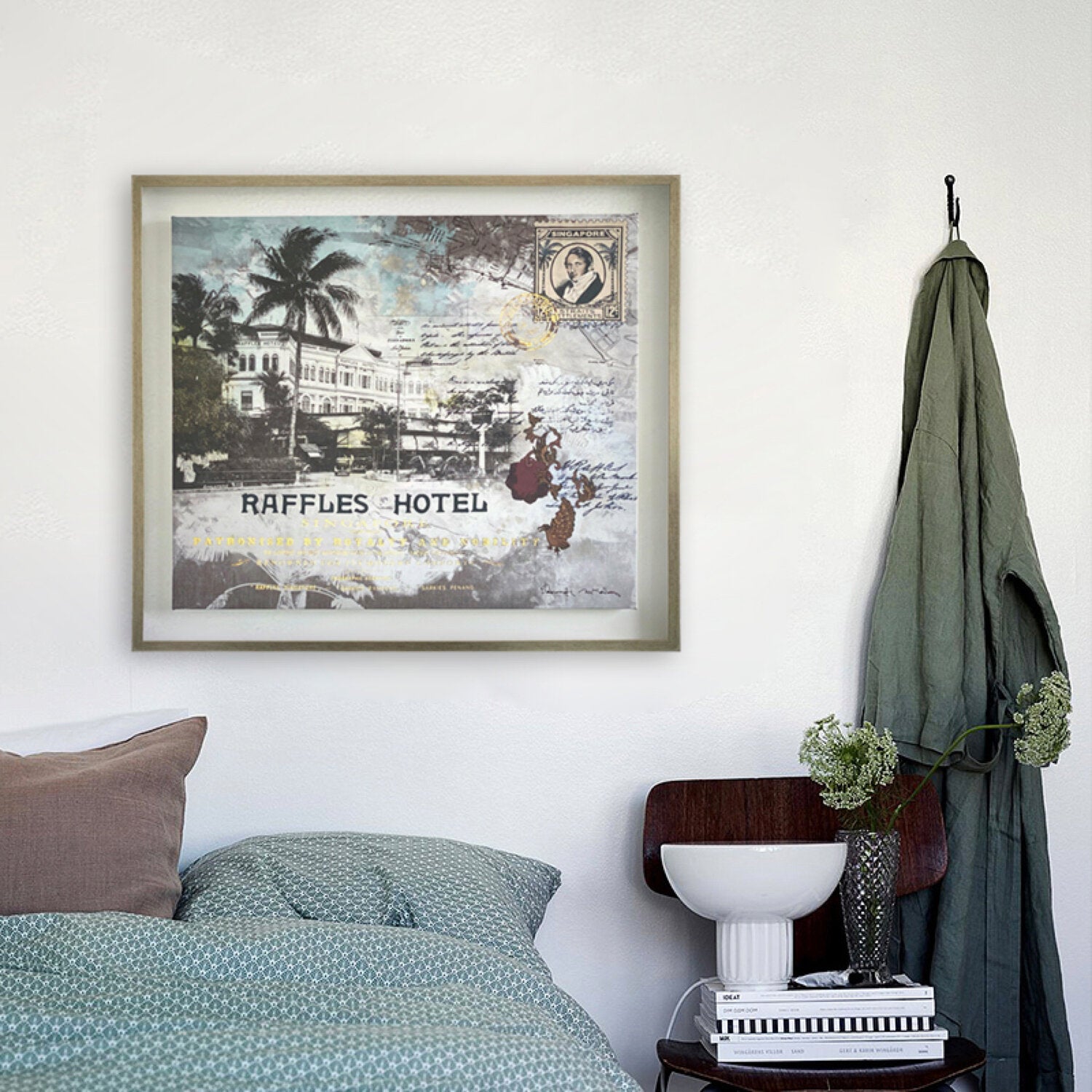 Raffles Hotel Canvas Print (Big)